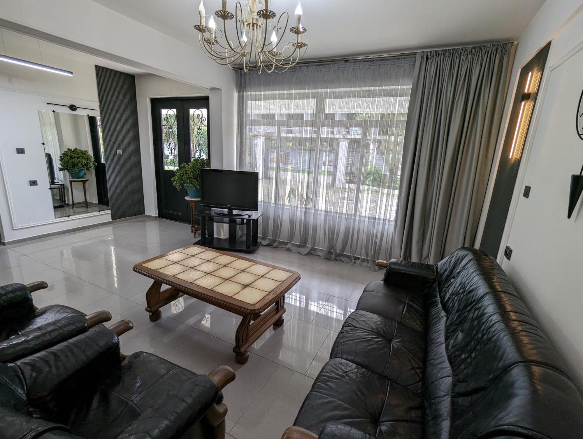 Hotel Captain Gonio Luaran gambar