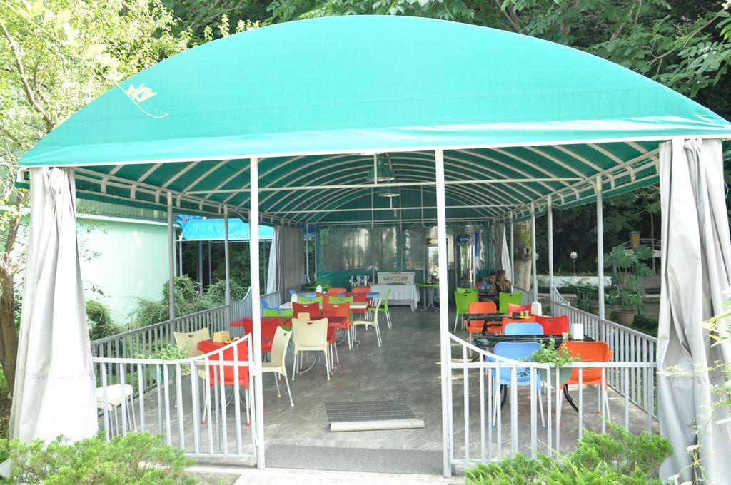 Hotel Captain Gonio Luaran gambar