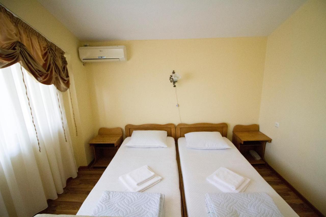 Hotel Captain Gonio Luaran gambar