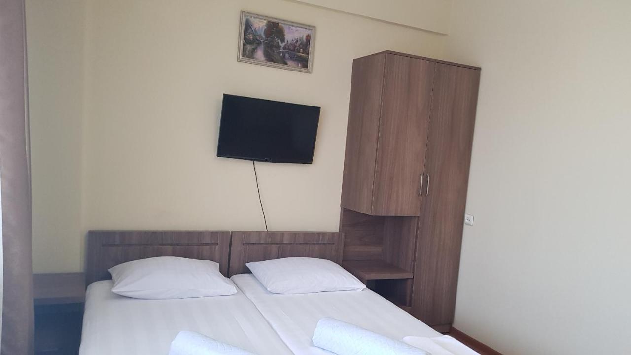 Hotel Captain Gonio Luaran gambar